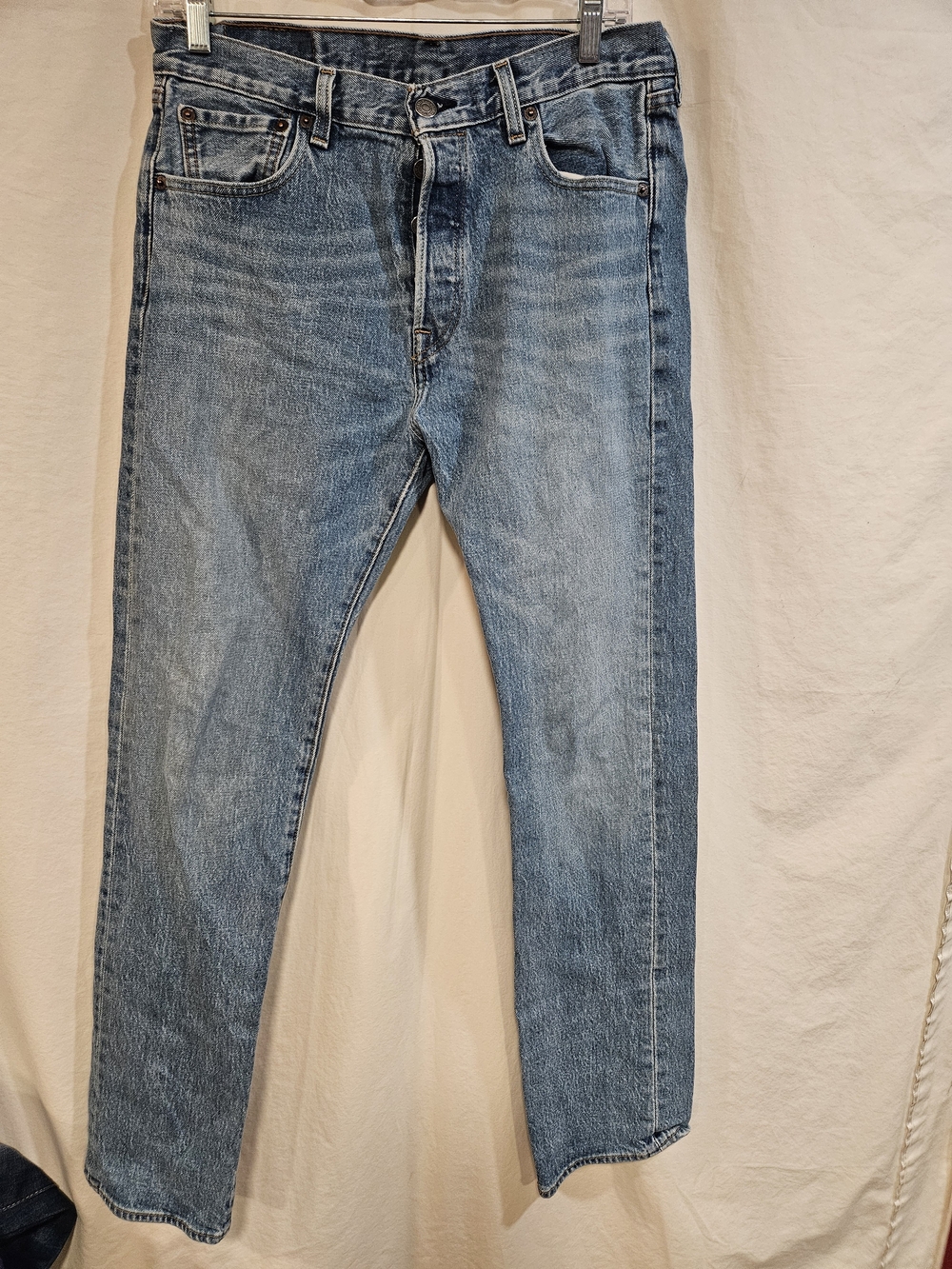 Men's Slim Straight Jeans in Light Blue Wash
